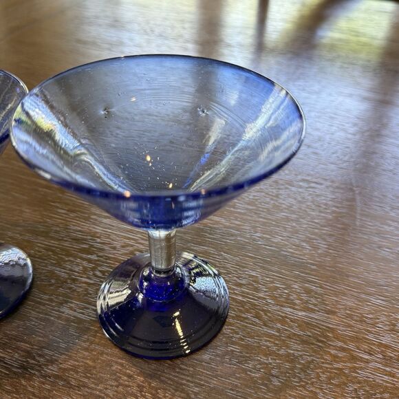 Set of 4 Hand Blown Cobalt Blue Martini / Cocktail Glasses – Clear Stem, Vintage - Picture 12 of 16